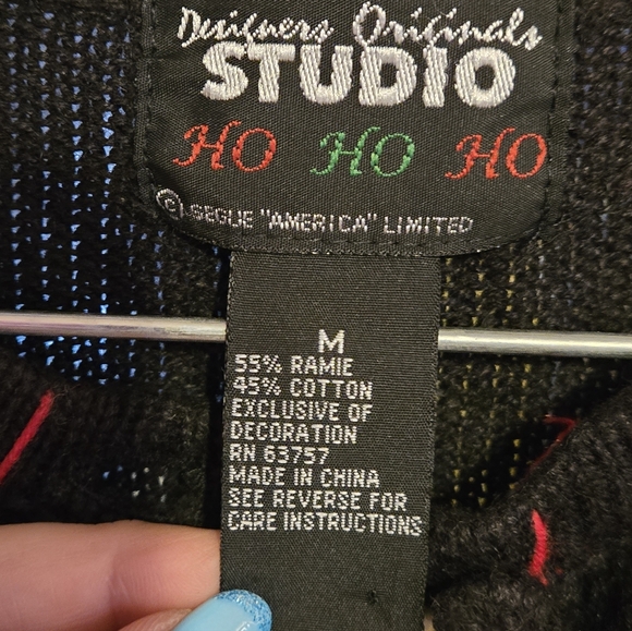 Vintage Black Snowflake/Santa/Snowman Pattern Sweater Size Medium - Picture 7 of 7